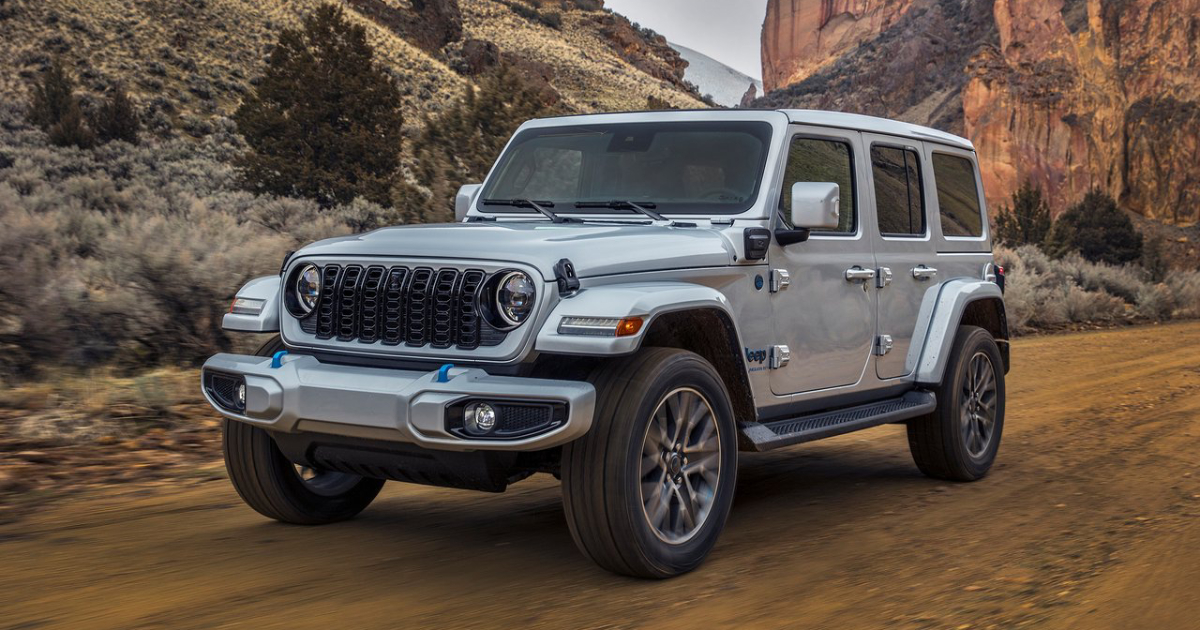Esplorando Nuovi Sentieri: Jeep Wrangler 4xe Unisce Tradizione e Tecnologia Scopri il Nuovo Jeep Wrangler 4xe: La Conquista Elettrica dell'Off-Road