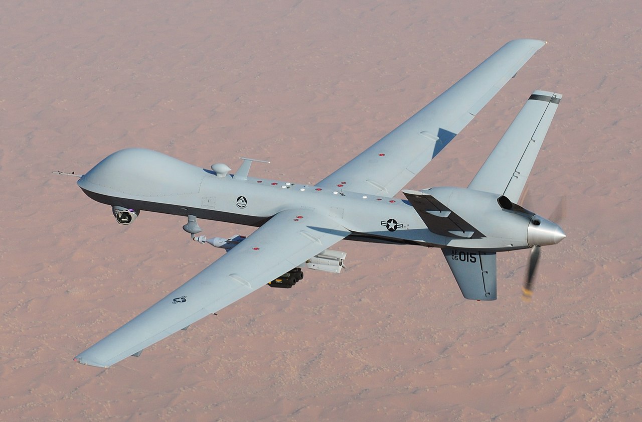 Dentro la cabina di pilotaggio: Come il MQ-9 Reaper ridefinisce le capacità dei droni Studio del MQ-9 Reaper: Una meraviglia tecnologica nell'osservazione moderna