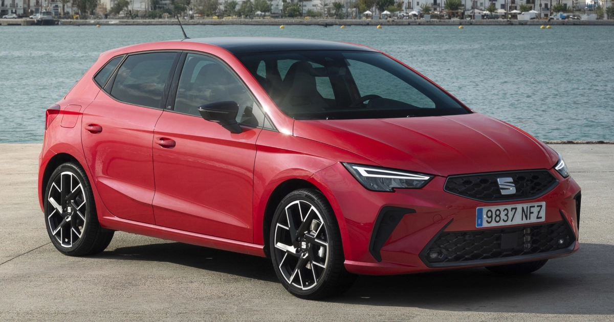 Design innovativo incontra prestazioni: Seat Ibiza FR 2026 svelato Scopri il futuro: Anteprima del Seat Ibiza FR 2026!