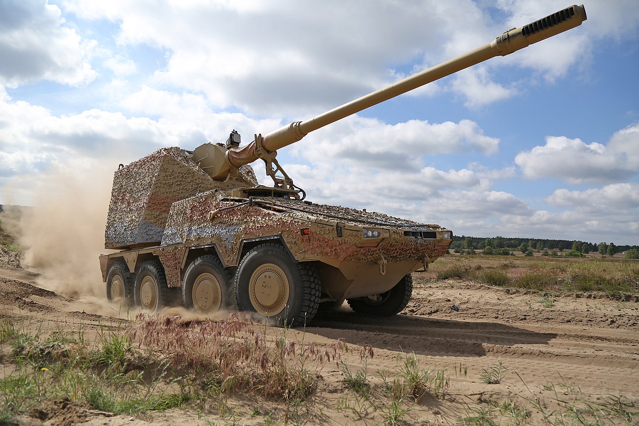 Evoluzione dell'artiglieria: Valutazione del cannone semovente RCH 155 Smontaggio del sistema di artiglieria semovente RCH 155: Un nuovo apice nel corpo di artiglieria