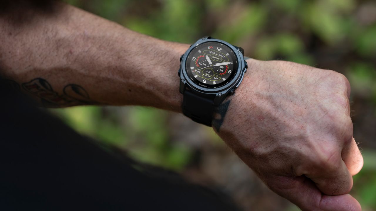 Un aggiornamento per veri appassionati: Garmin aggiunge l'assistente vocale a Fenix 8 e Tactix 8 Garmin migliora Fenix 8 e Tactix 8 con nuove funzionalità dell'assistente vocale