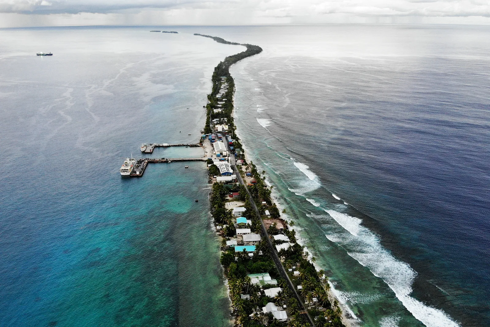 Soluzioni innovative di Tuvalu: digitale sull'orlo dell'estinzione Come Tuvalu pianifica di preservare la sua cultura digitale in un'era di cambiamento