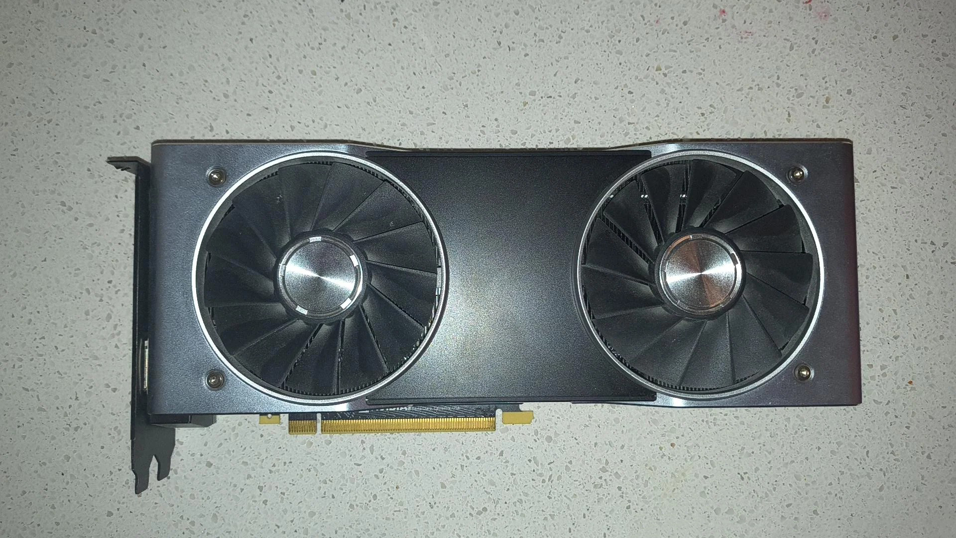 GeForce GTX 2080 Ti: Panoramica delle funzionalità che potresti non avere conosciuto prima Campione di ingegneria GeForce GTX 2080 Ti: Un nuovo passo nello sviluppo delle GPU?
