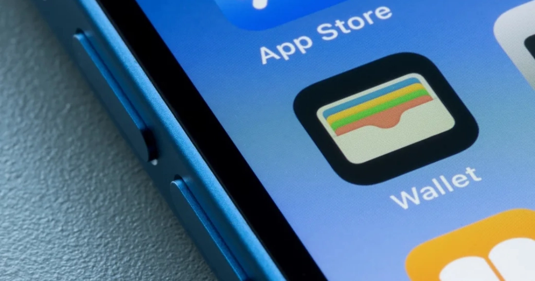 Cosa potrebbe essere nascosto dietro il portafoglio integrato nel tuo iPhone?