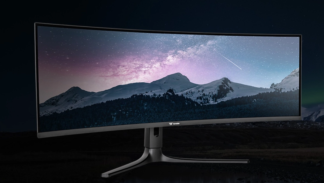 Thermaltake TGM‑V49CDQ: Un monitor apprezzato dagli amanti della tecnologia