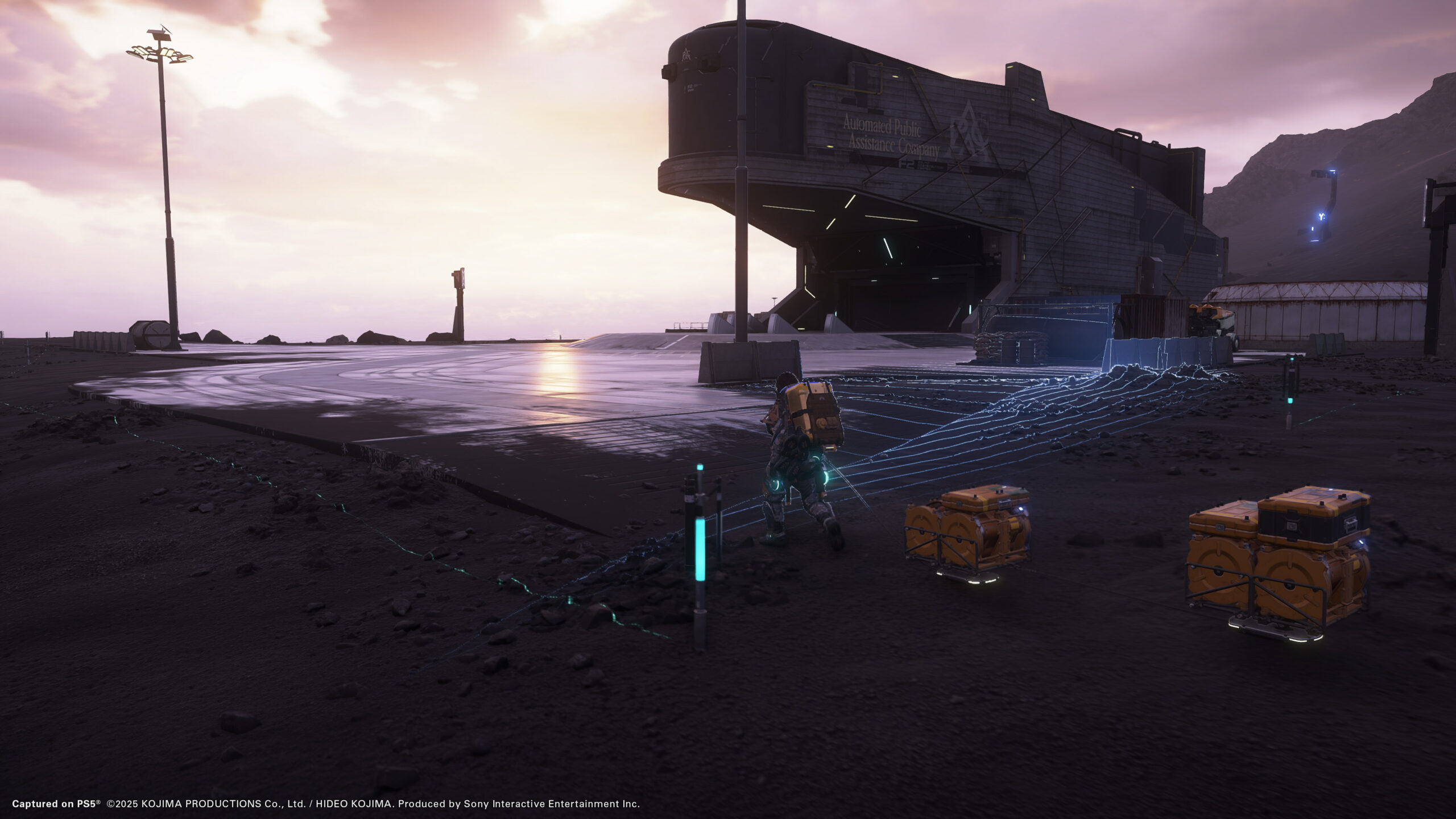Screenshot con nuovi personaggi misteriosi in Death Stranding 2