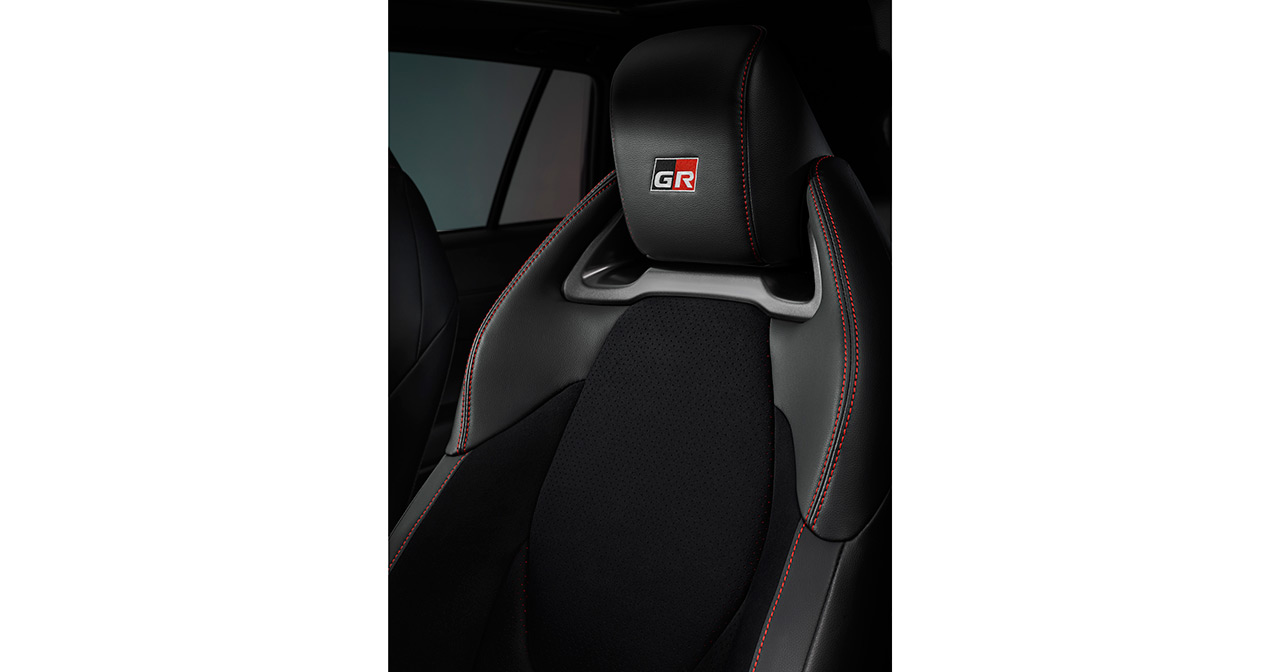 Stile sportivo della Toyota Corolla Cross GR Sport Stile sportivo della Toyota Corolla Cross GR Sport