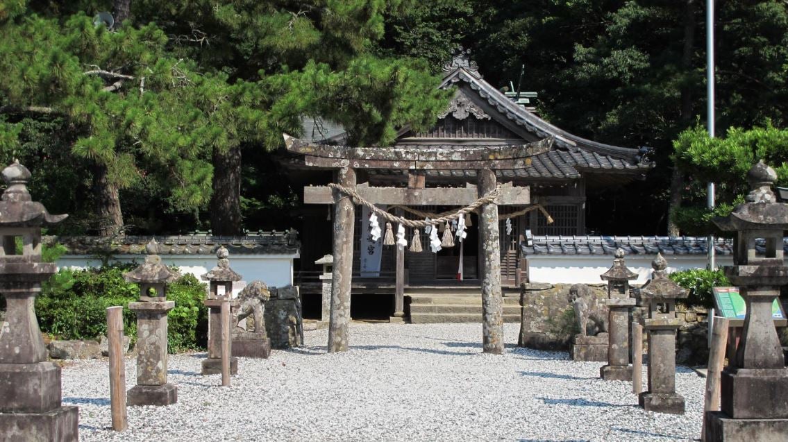 Santuario di Watazumi Santuario di Watazumi sull'isola di Tsushima