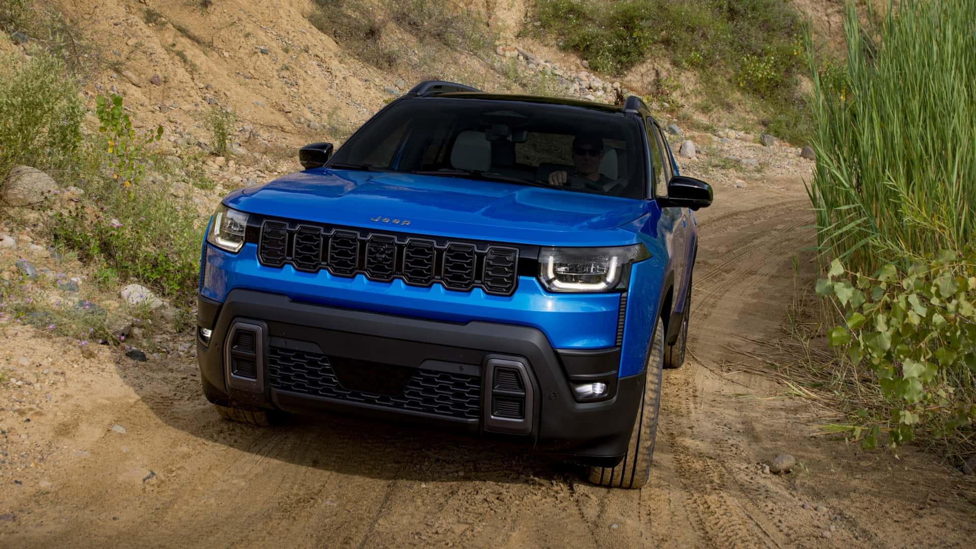 Nuova Jeep Cherokee 2026, vista frontale Nuova Jeep Cherokee 2026, vista frontale