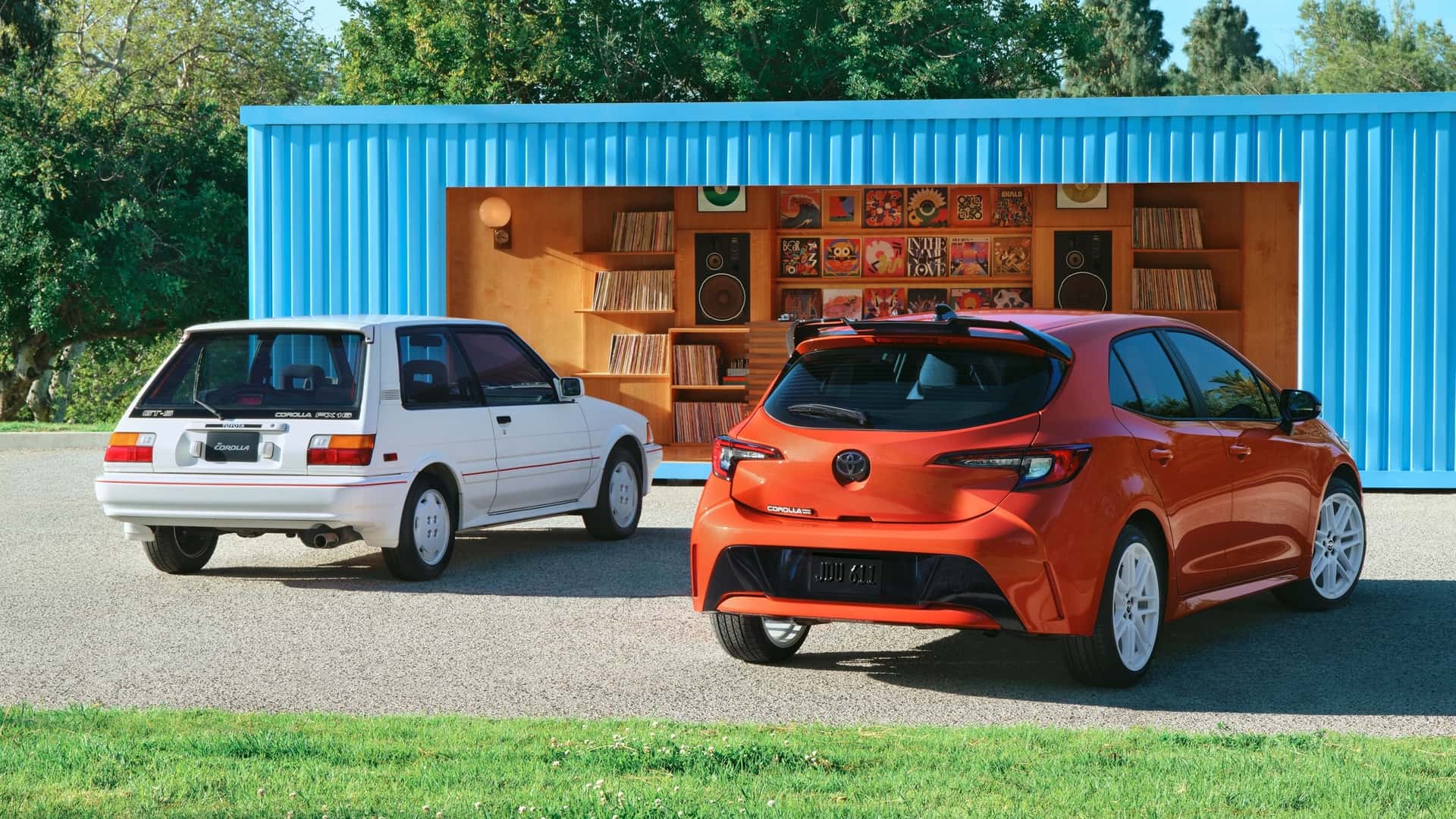Design sportivo Toyota Corolla Hatchback FX Edition Design sportivo Toyota Corolla Hatchback FX Edition