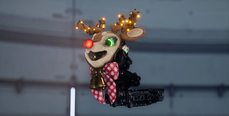 Drone da combattimento festivo con maschera da renna Drone da combattimento festivo con maschera da renna