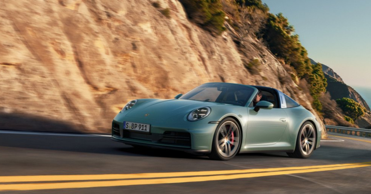 Guida sportiva nella Porsche 911 Carrera 4S