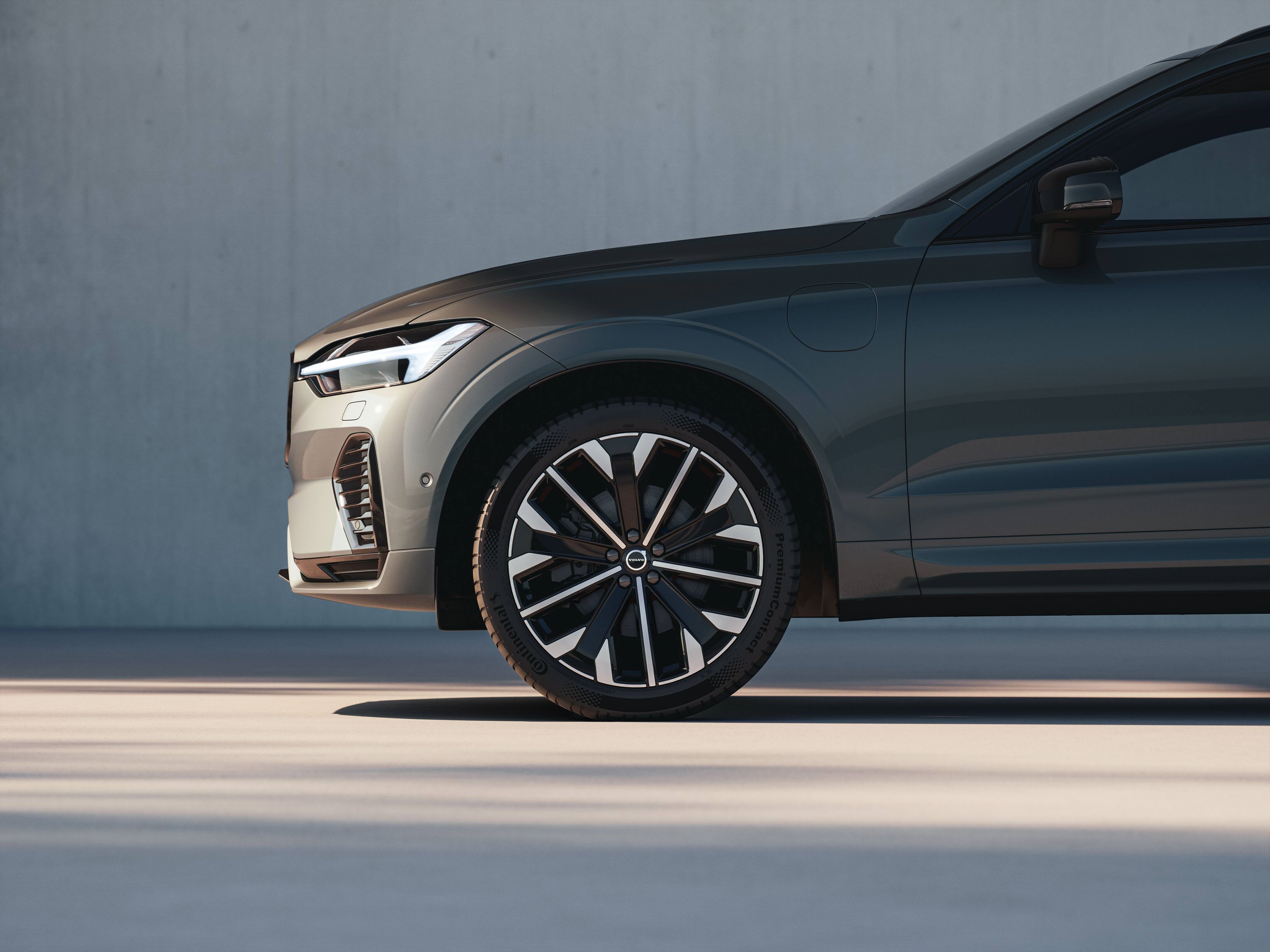 Gli esterni della Volvo XC60 aggiornata