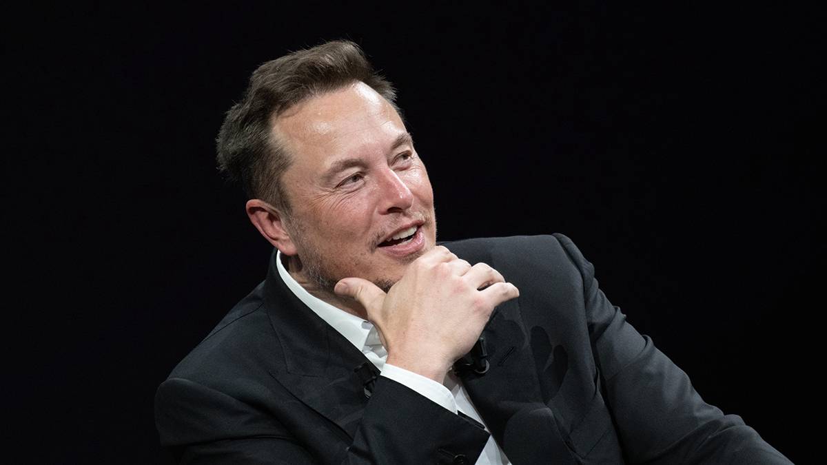 Elon Musk rischia un'enorme multa per non aver rispettato le leggi dell'Unione Europea e le accuse di aver diffuso disinformazione e mancanza di moderazione a X Elon Musk rischia un'enorme multa per non aver rispettato le leggi dell'Unione Europea e le accuse di aver diffuso disinformazione e mancanza di moderazione a X
