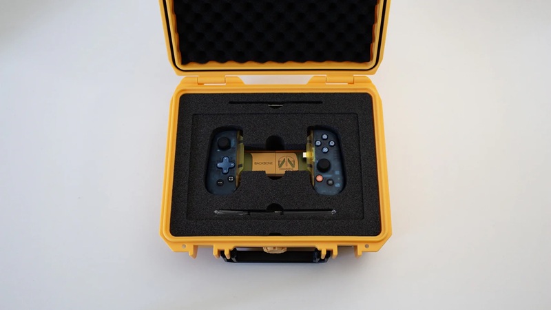 Controller Backbone One con D-pad in alluminio