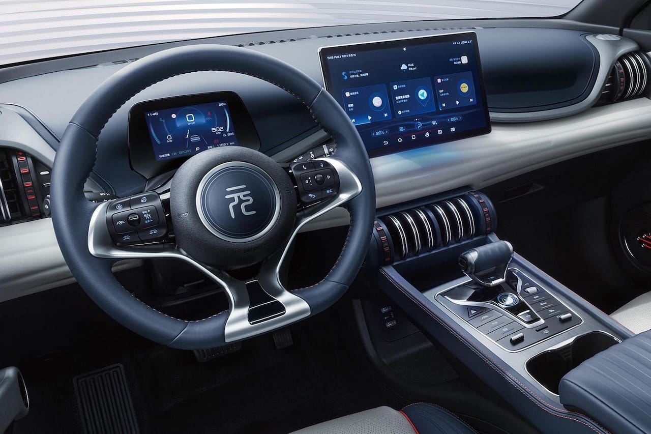 BYD svela un crossover elettrico con 510 km di autonomia, al prezzo di circa 25.000 dollari-7