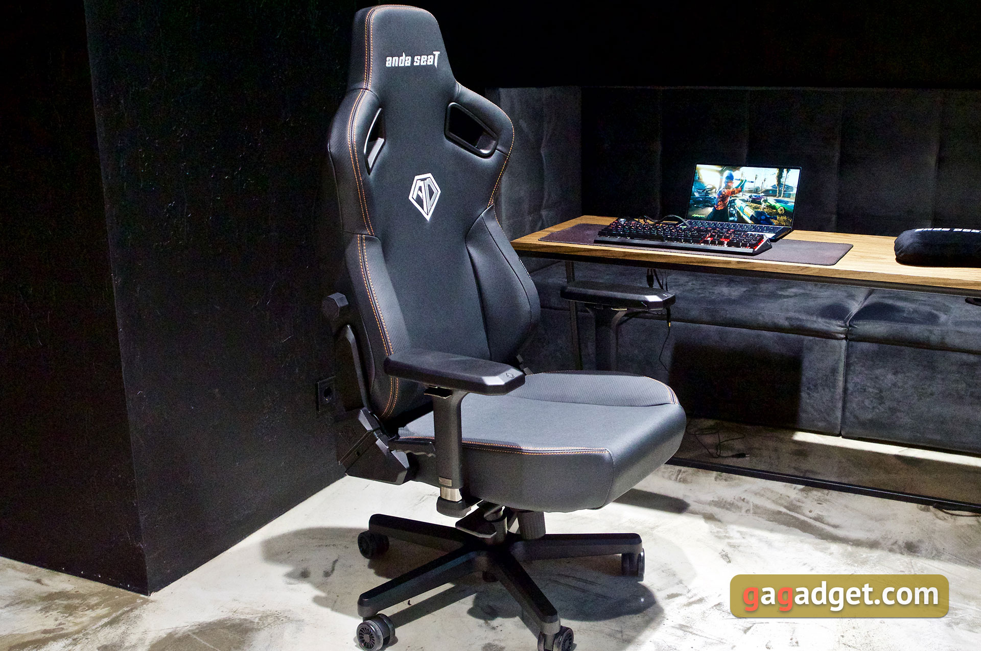 Trono per il gioco: una recensione dell'Anda Seat Kaiser 3 XL-20 Trono per il gioco: una recensione dell'Anda Seat Kaiser 3 XL-20