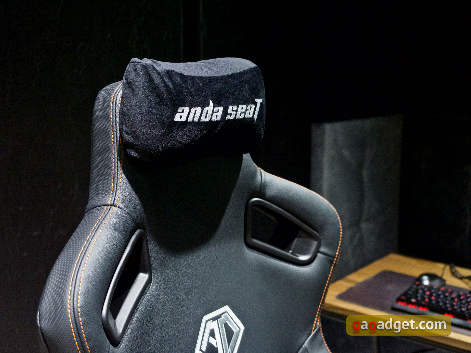 Trono per il gioco: una recensione dell'Anda Seat Kaiser 3 XL-48 Trono per il gioco: una recensione dell'Anda Seat Kaiser 3 XL-48