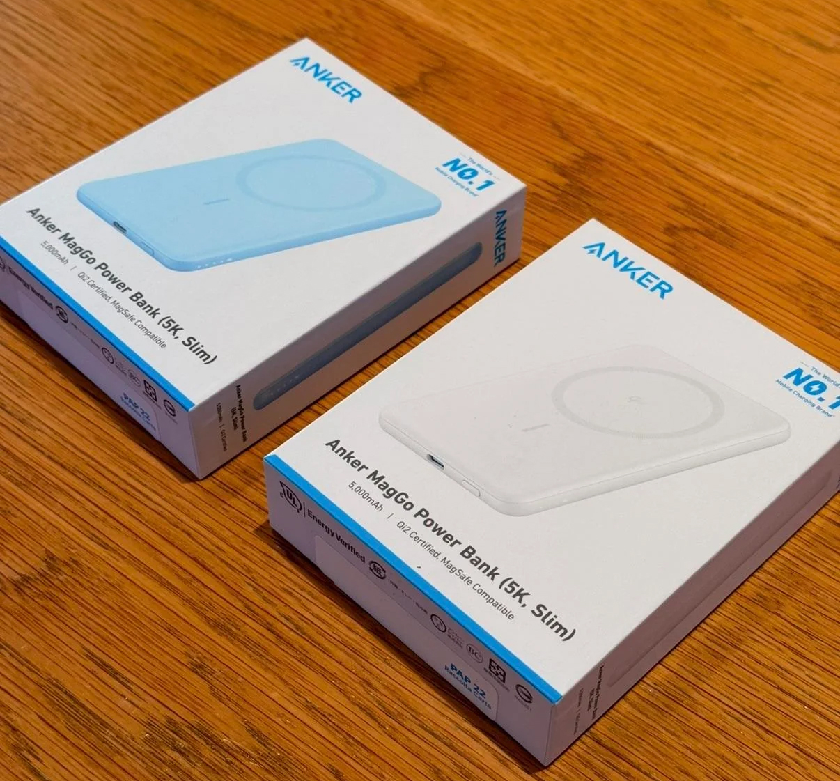 Colori della banca di alimentazione Anker MagGo Qi2 Slim 5K Colori della banca di alimentazione Anker MagGo Qi2 Slim 5K