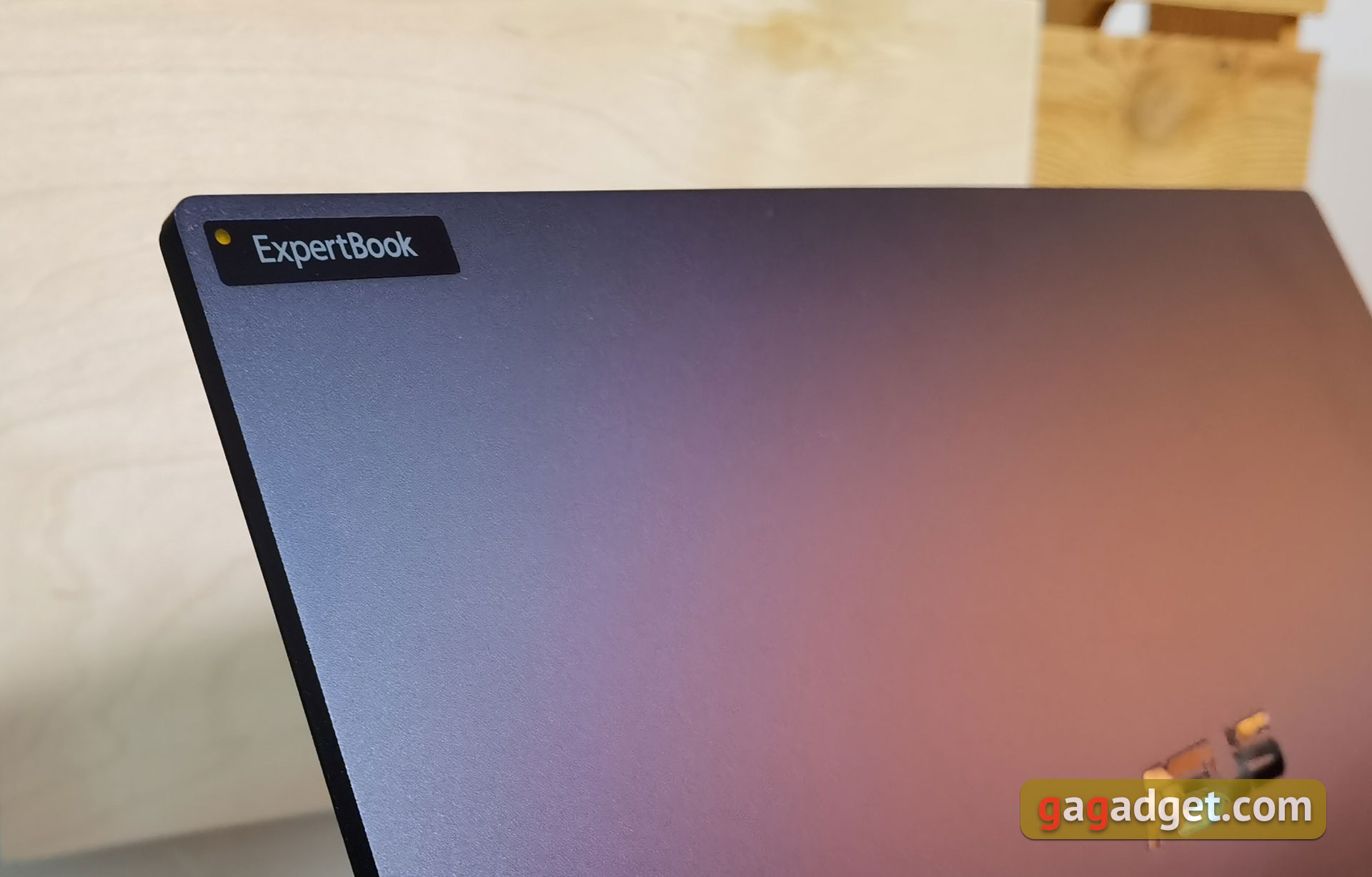 Recensione dell'ASUS ExpertBook B5: un portatile business affidabile con una durata della batteria impressionante-8 Recensione dell'ASUS ExpertBook B5: un portatile business affidabile con una durata della batteria impressionante-8