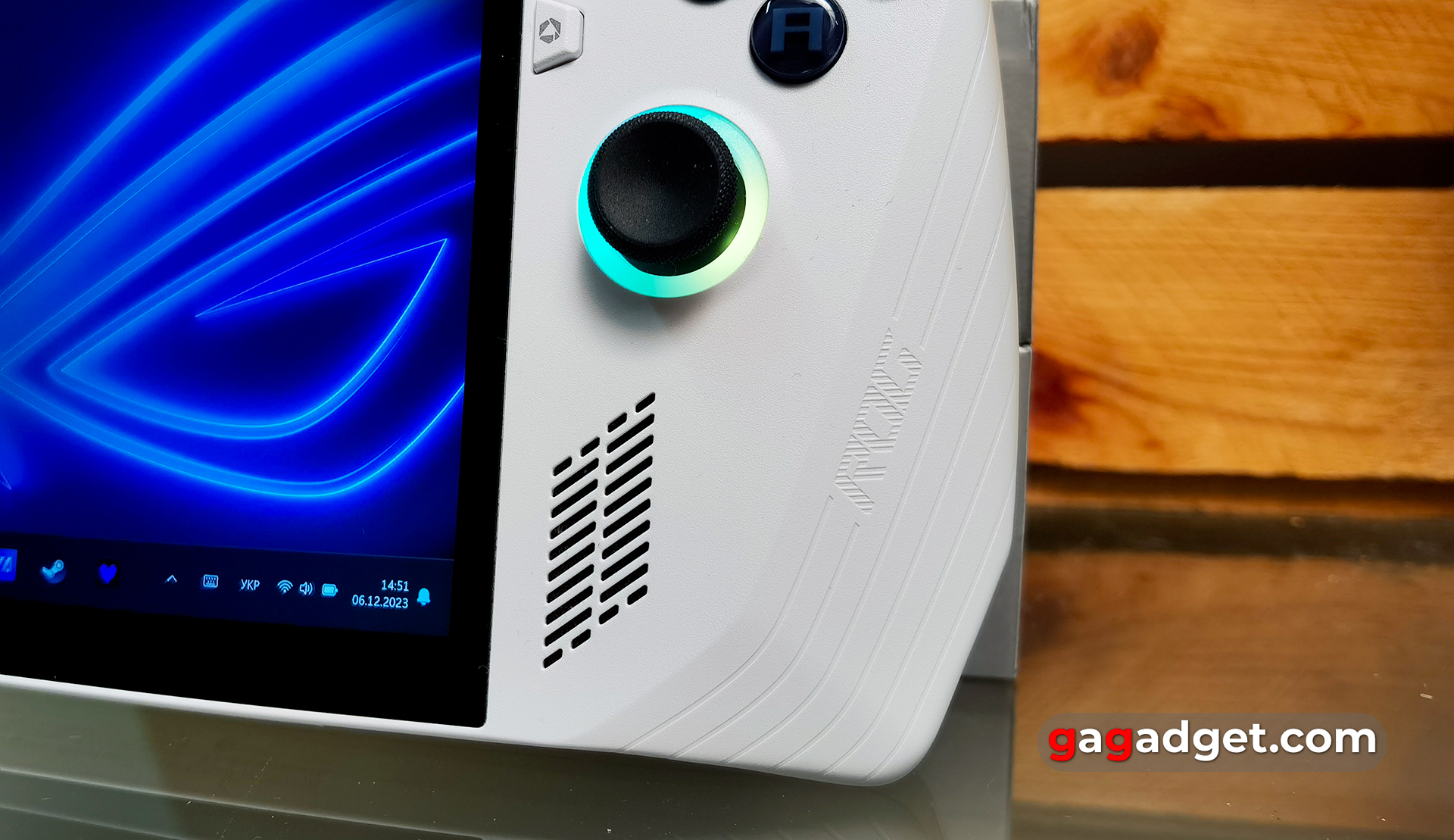 Зовнішній вигляд ASUS ROG Ally