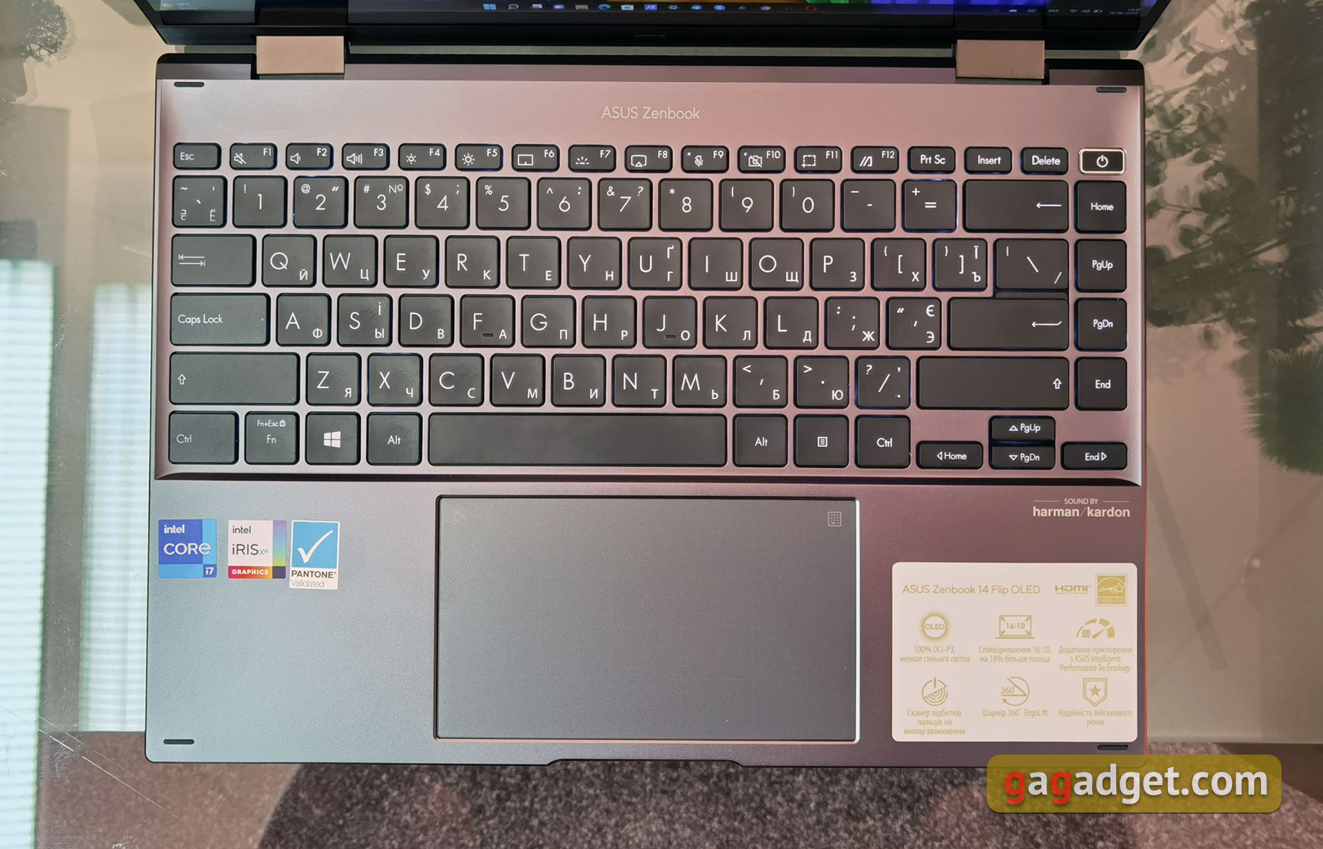 Recensione ASUS Zenbook 14 Flip OLED (UP5401E): potente Ultrabook Transformer con schermo OLED-24 Recensione ASUS Zenbook 14 Flip OLED (UP5401E): potente Ultrabook Transformer con schermo OLED-24