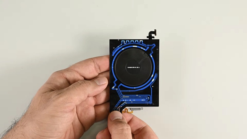 Foto del pannello posteriore di Red Magic 11 Pro