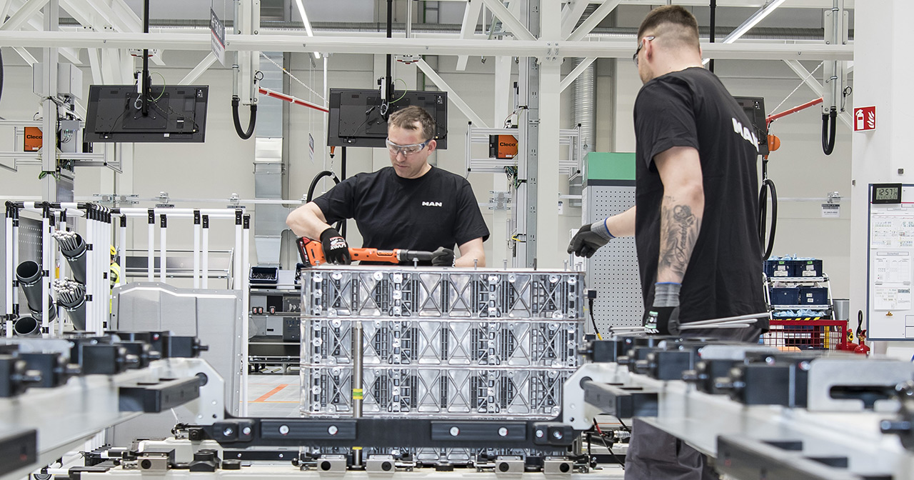 Stabilimento di produzione di moduli batteria a Norimberga, Germania Stabilimento di produzione di moduli batteria a Norimberga, Germania