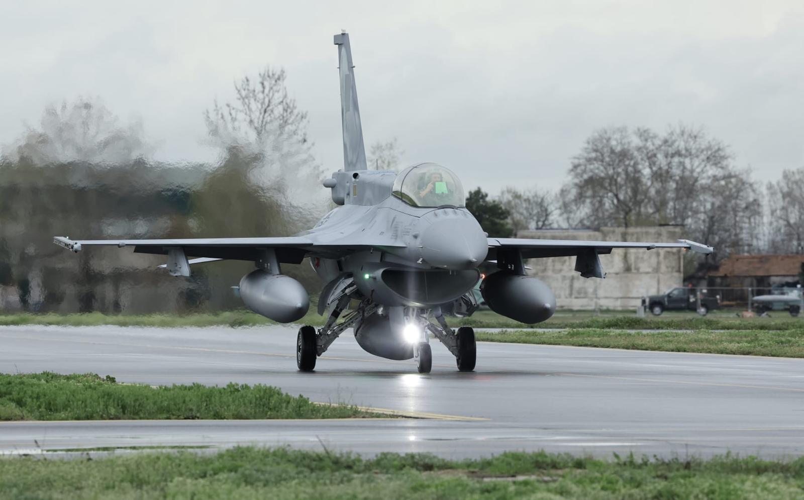 F-16D Blocco 70 Arrivo del primo F-16D (V) Block 70 bulgaro
