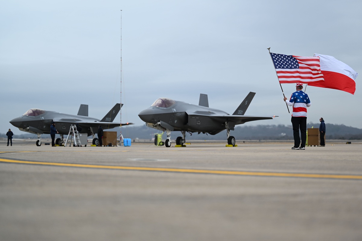 L'F-35A Lightning II della Polonia. Illustrazione: FORZA AEREA USA
