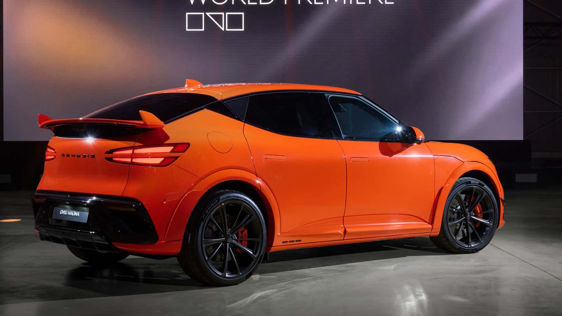 Crossover elettrico Genesis GV60 Magma