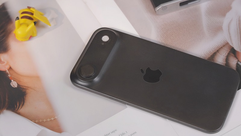 Mock-up dell'iPhone 17 Air Mock-up dell'iPhone 17 Air