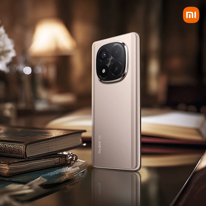 Smartphone Xiaomi Redmi Note 14 Pro+ 5G nella colorazione Champagne Gold Smartphone Xiaomi Redmi Note 14 Pro+ 5G nella colorazione Champagne Gold
