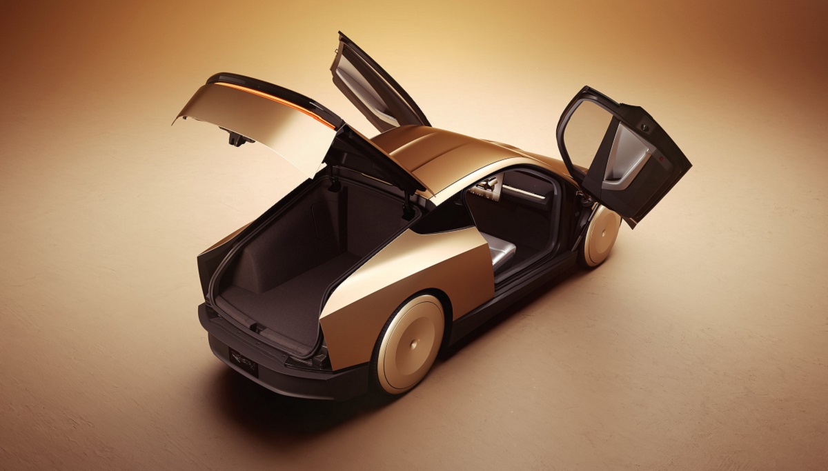 Tesla ha presentato Cybercab, un robotaxi completamente autonomo per due passeggeri (video) Tesla ha presentato Cybercab, un robotaxi completamente autonomo per due passeggeri (video)