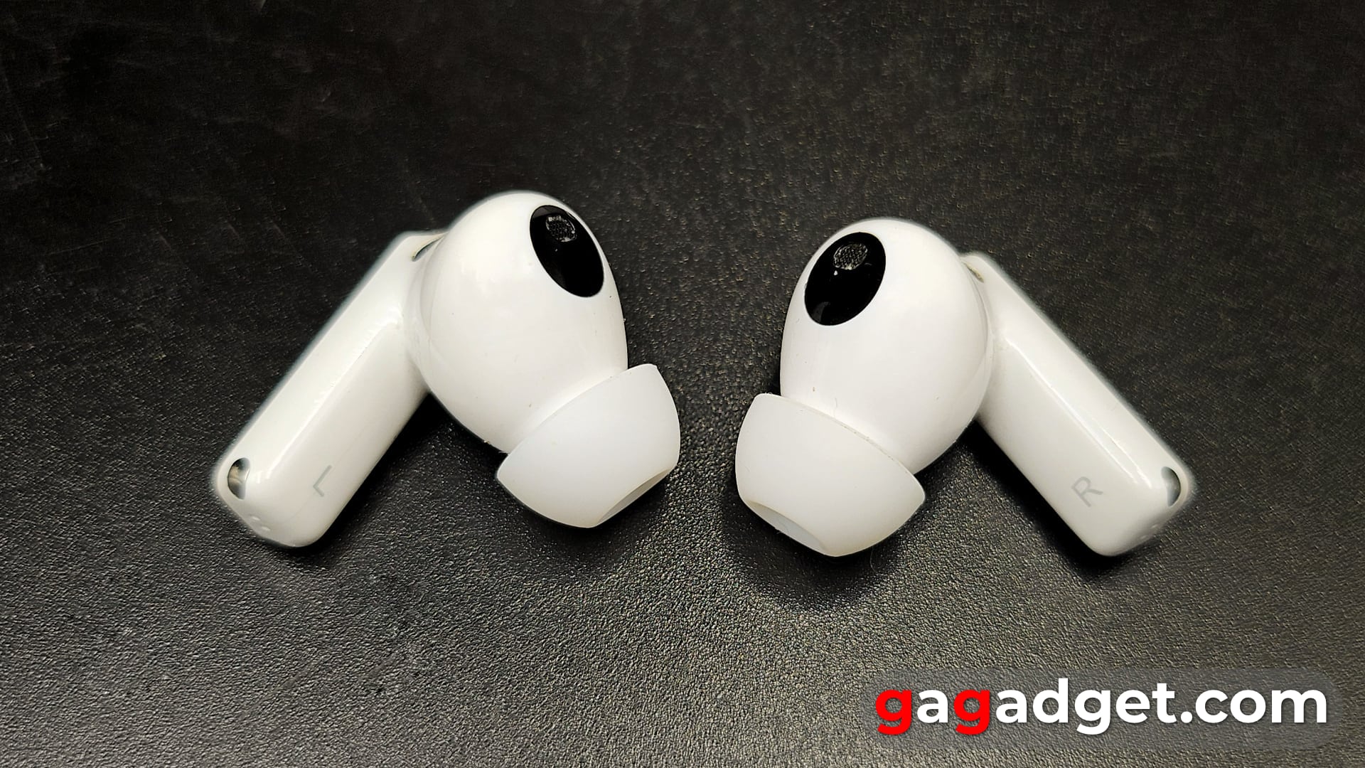 Cancellazione del rumore con effetto memoria: recensione delle cuffie Huawei FreeBuds Pro 4 TWS-10 Cancellazione del rumore con effetto memoria: recensione delle cuffie Huawei FreeBuds Pro 4 TWS-10