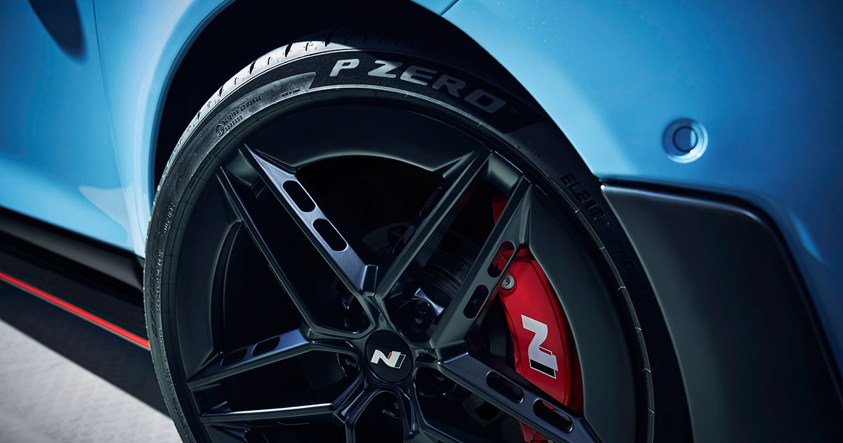 Pinze dei freni della Hyundai Ioniq 6 N Pinze dei freni della Hyundai Ioniq 6 N