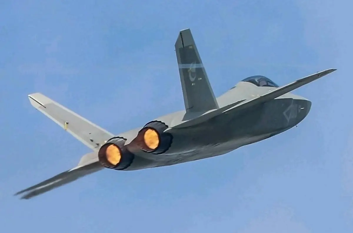 Caccia cinese di nuova generazione J-35