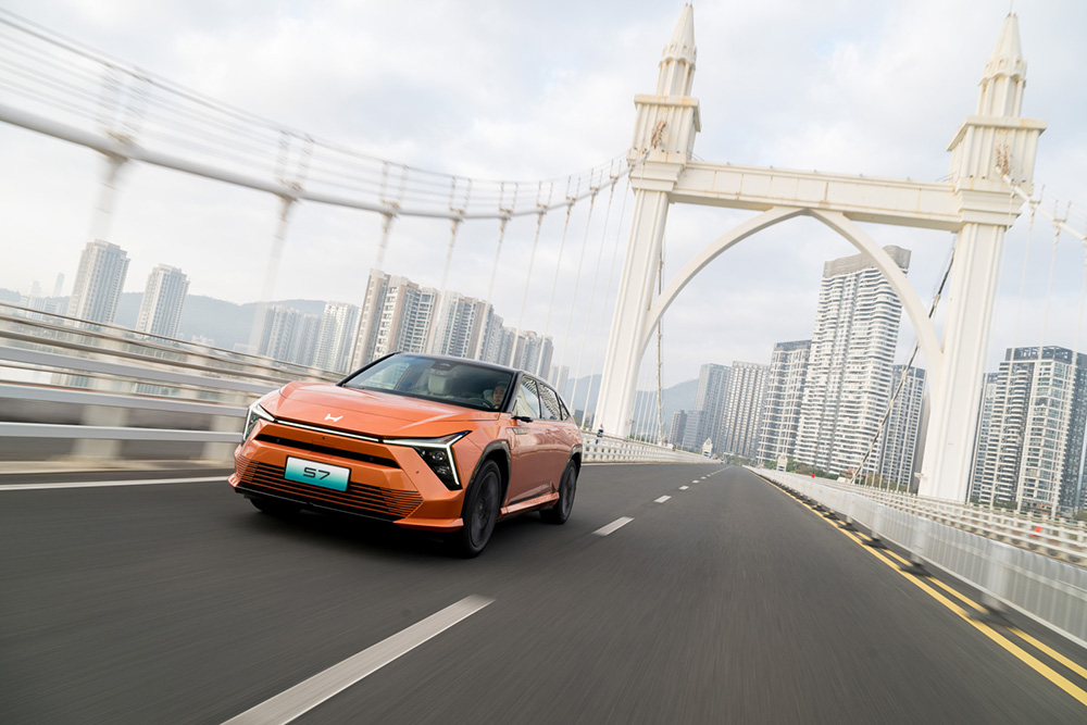 Honda S7 da diverse angolazioni