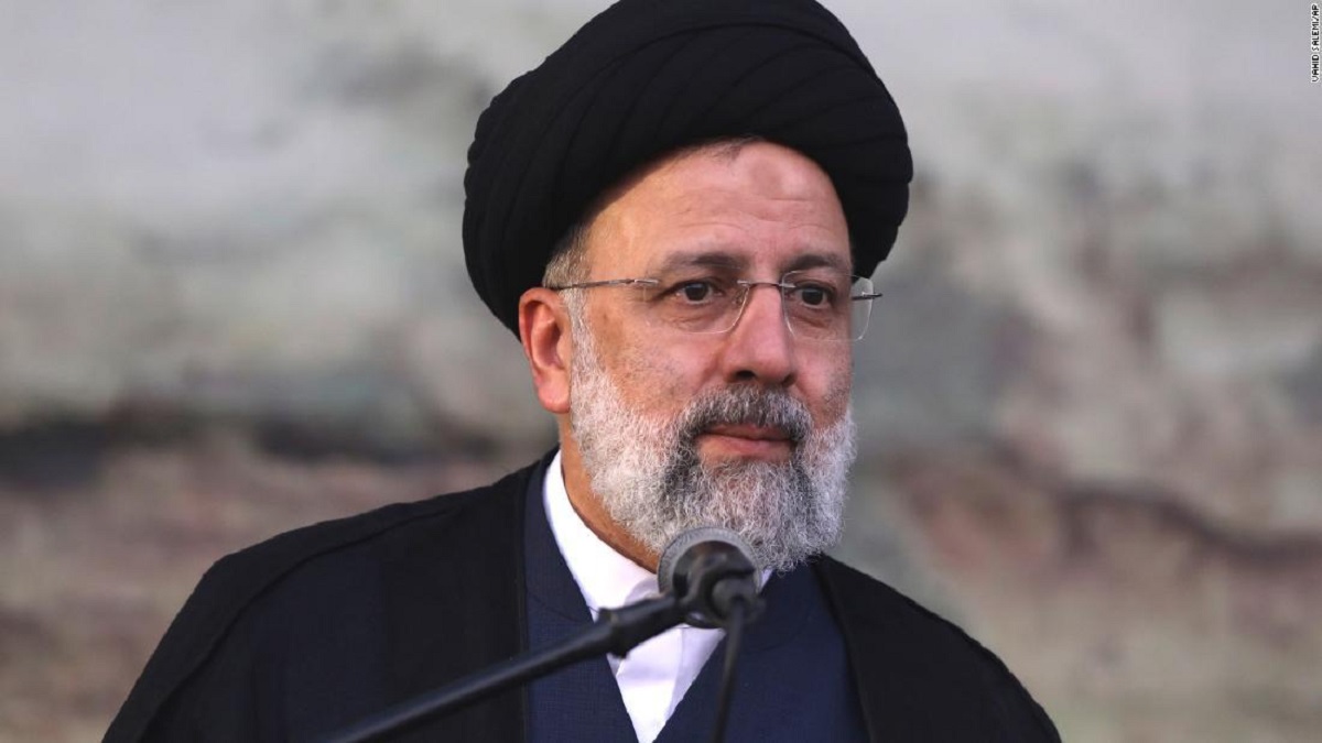 L'elicottero del presidente iraniano precipita: nessuna notizia di Ebrahim Raisi e dei suoi compagni per oltre sette ore L'elicottero del presidente iraniano precipita: nessuna notizia di Ebrahim Raisi e dei suoi compagni per oltre sette ore
