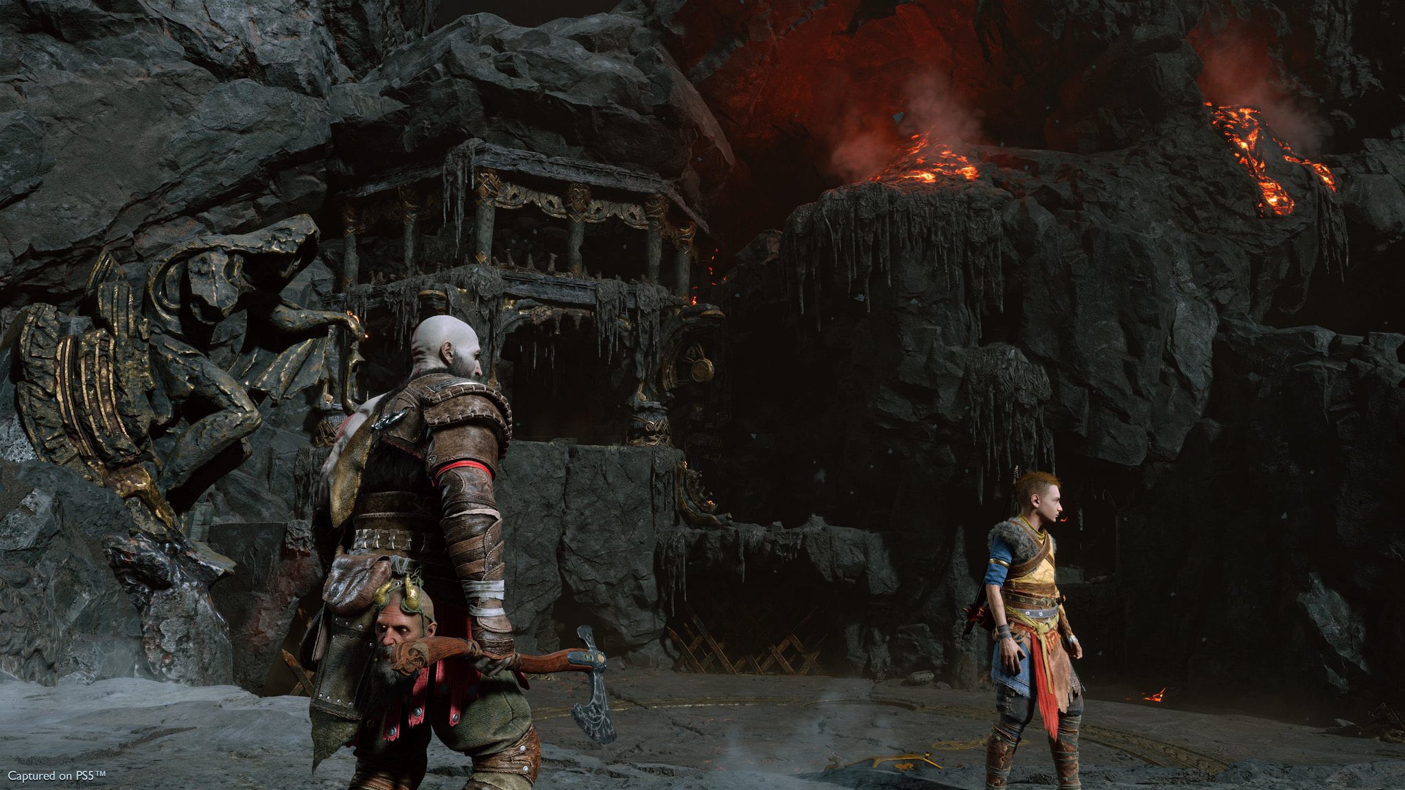 Il direttore artistico di God of War: Ragnarok ha pubblicato nuovi screenshot del gioco. Mostrano Kratos e Atreus in viaggio attraverso i Nove Mondi.-5
