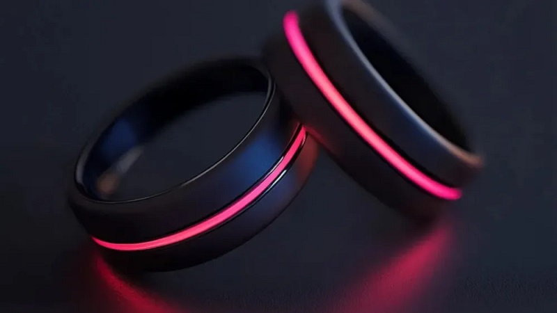 Anello Smart Raw Ring Anello smart Raw Ring sullo sfondo dell'amore