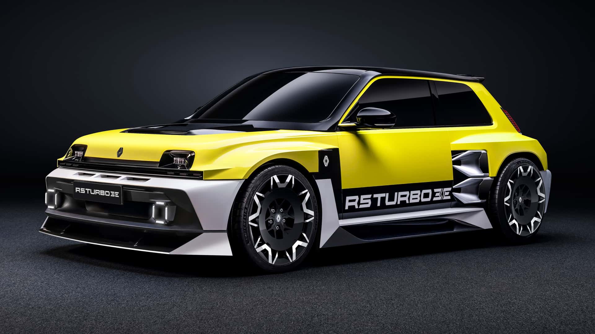 Interni della Renault 5 Turbo 3E