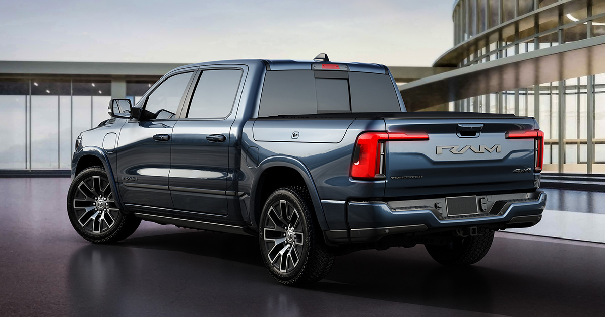 Il pick-up Ram 1500 nello showroom. Il pick-up Ram 1500 nello showroom.
