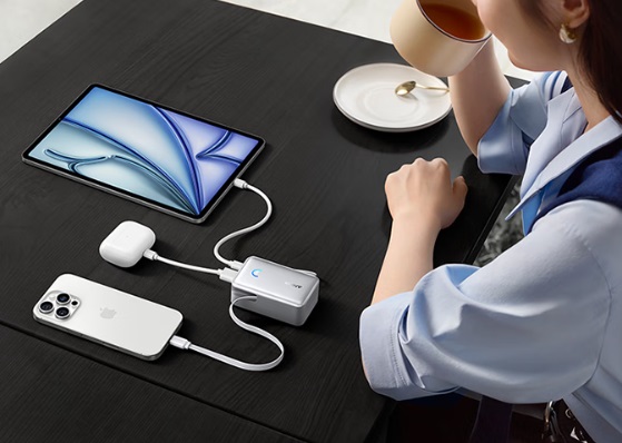 Batteria esterna Anker S1 con cavo Batteria esterna Anker S1 con cavo
