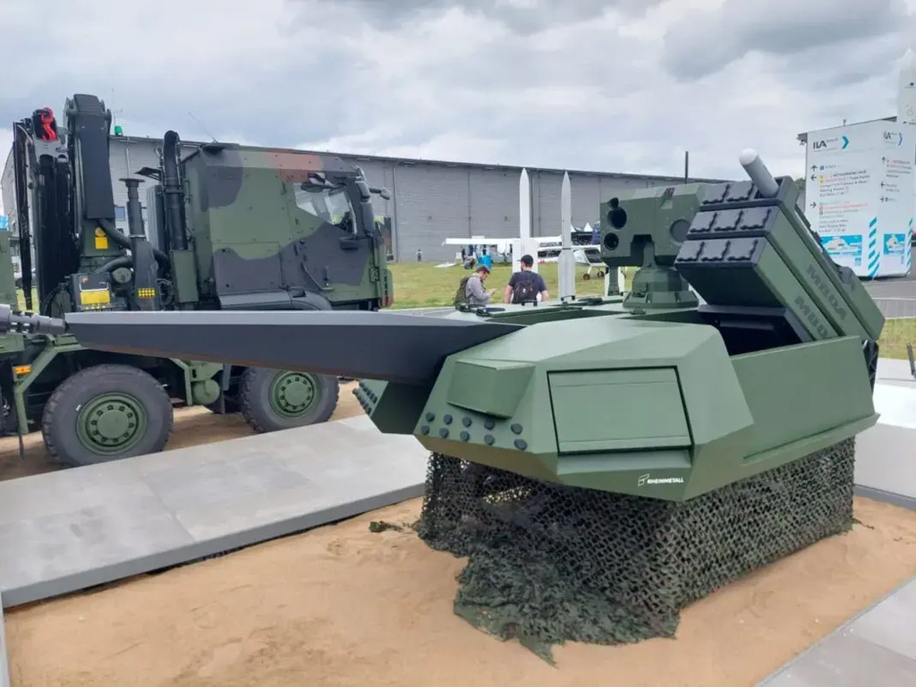 Difesa aerea a corto raggio Skyranger 30 con missile SADM