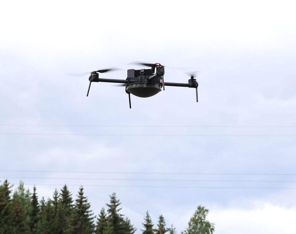 Drone Steel Eagle ER Il drone Steel Eagle ER. Illustrazione: Gruppo Insta Oy