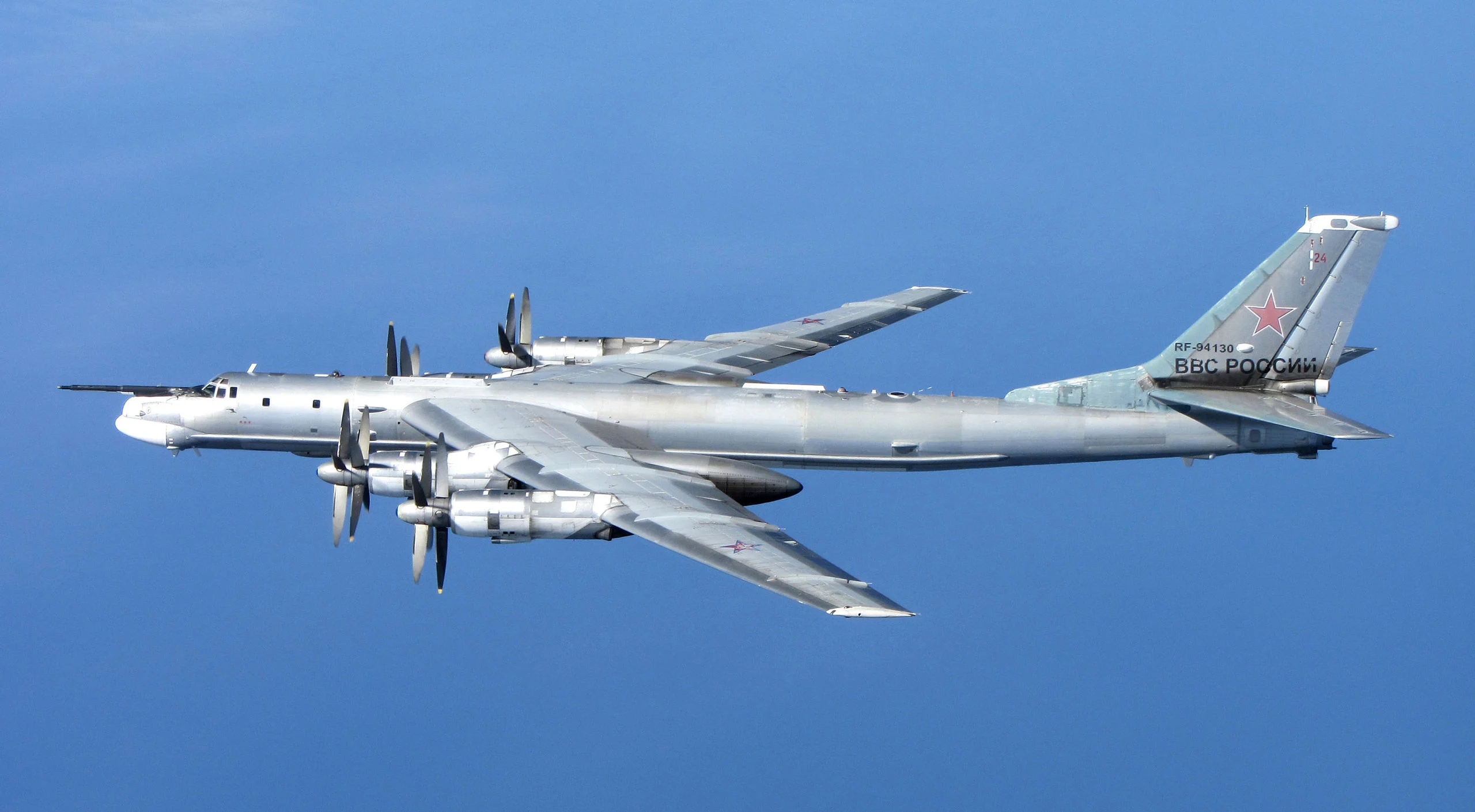 Il Tu-95 Bear H si prepara all'intercettazione Tu-95 Orso H