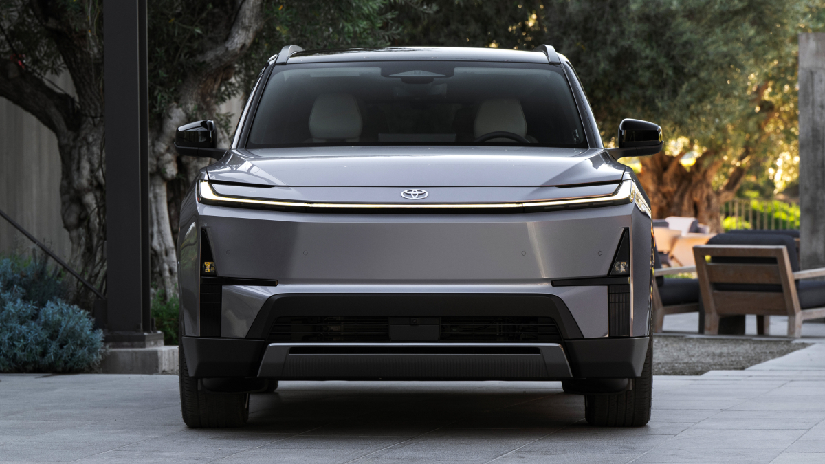 Vista elettrica del Toyota Highlander 2027 4