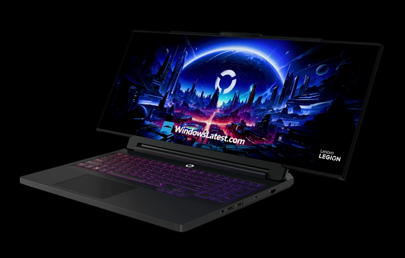 Lenovo Legion Pro Rollable con schermata di gioco