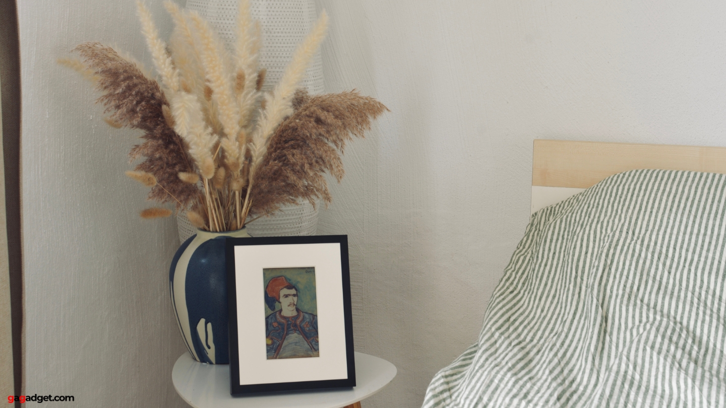 SwitchBot AI Art Frame 7,3 pollici